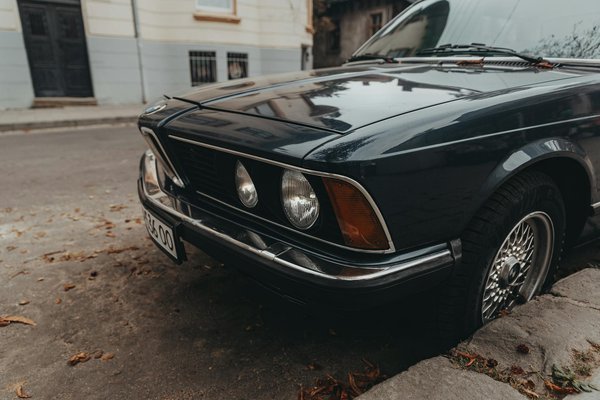 How are UK businesses leveraging data analytics for better decision-making?